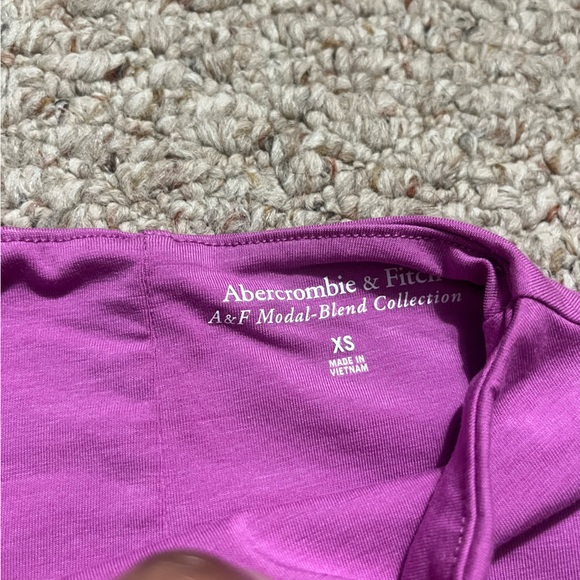 Abercrombie & Fitch women's sleeveless paloma top - Picture 6 of 7